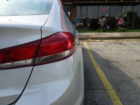 2017 Hyundai Elantra