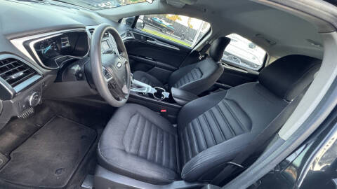 2014 Ford Fusion Hybrid SE