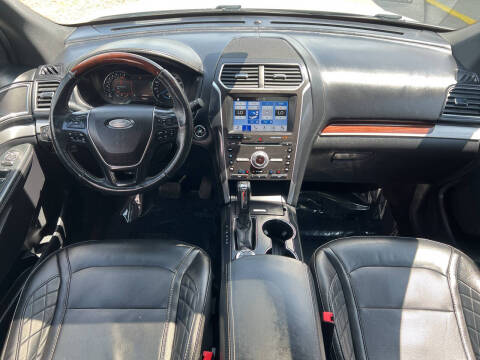 2018 Ford Explorer Platinum