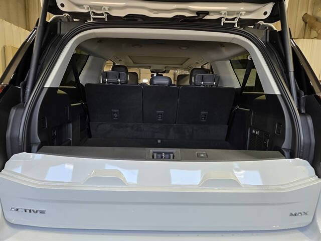 2025 Ford Expedition MAX Active