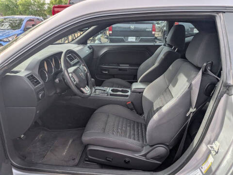 2014 Dodge Challenger SXT