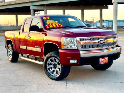 2007 Chevrolet Silverado 1500 for sale at SOLOMA AUTO SALES in Grand Island NE