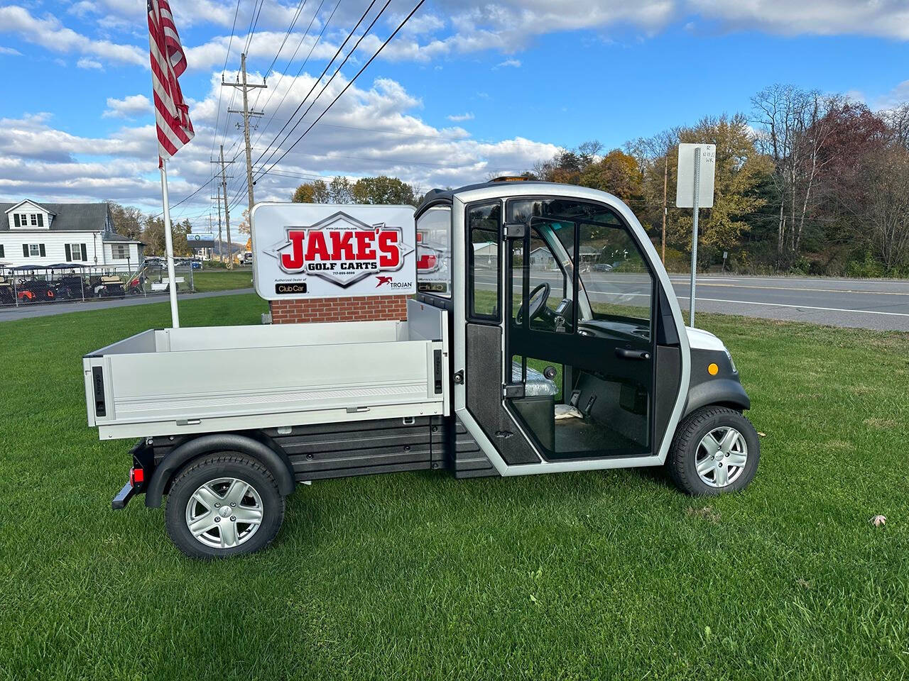 2024 Club Car Urban Lithium for sale at Jake's Golf Carts in MCVEYTOWN, PA