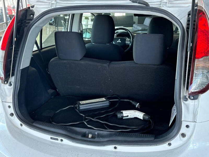 2012 Mitsubishi i-MiEV