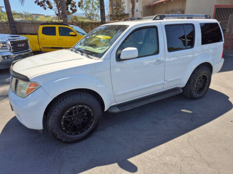 2007 Nissan Pathfinder LE
