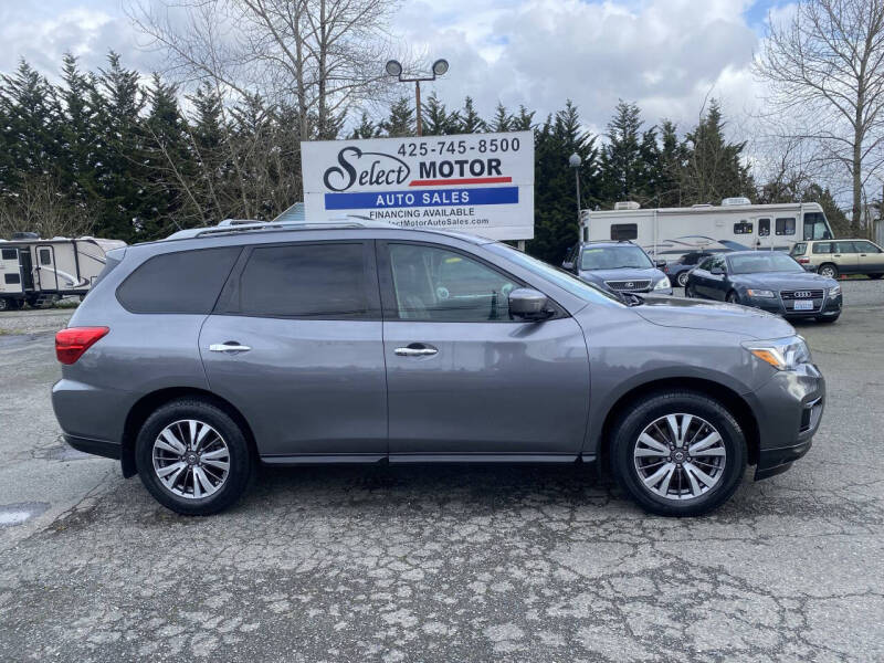 2017 Nissan Pathfinder SL