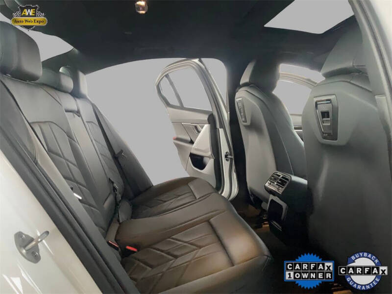 2025 BMW 5 Series 530i