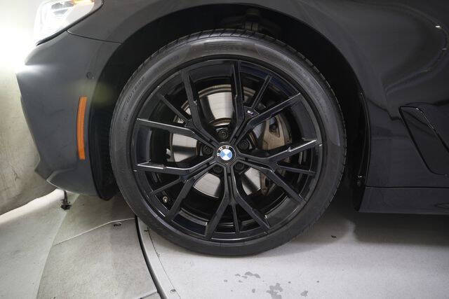 2021 BMW 5 Series 540i