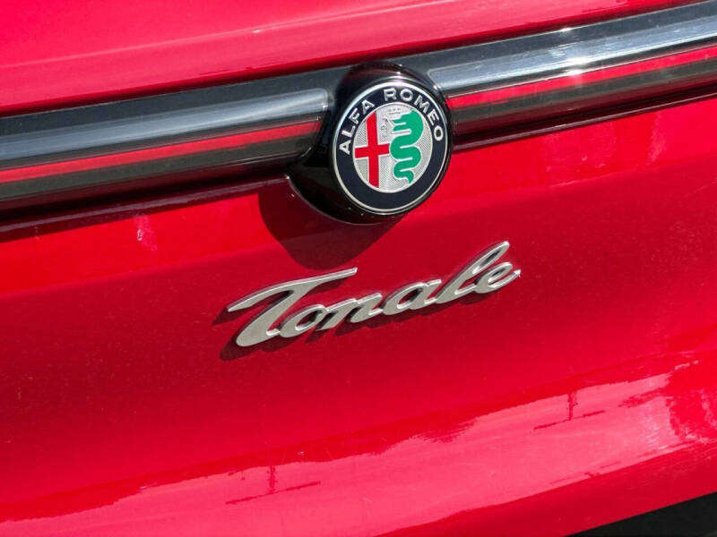2024 Alfa Romeo Tonale Hybrid Ti