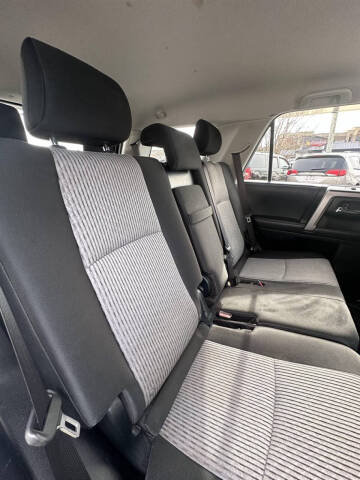 2018 Toyota 4Runner SR5