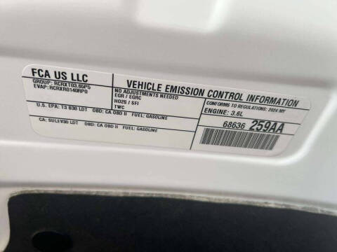 2024 Chrysler Voyager LX