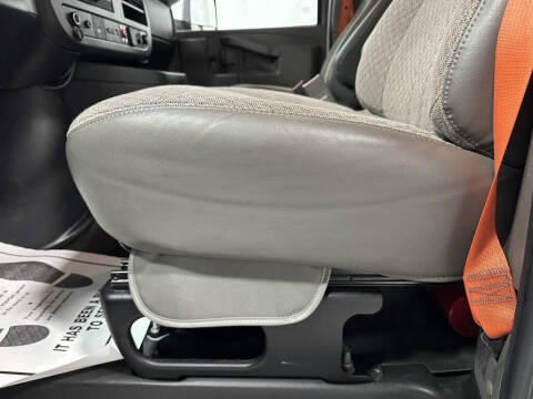 2022 Chevrolet Express 3500