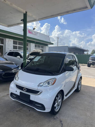 2015 Smart fortwo for sale at Auto Outlet Inc. in Houston TX