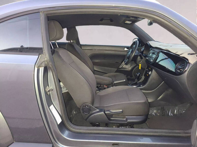 2014 Volkswagen Beetle 1.8T Entry PZEV