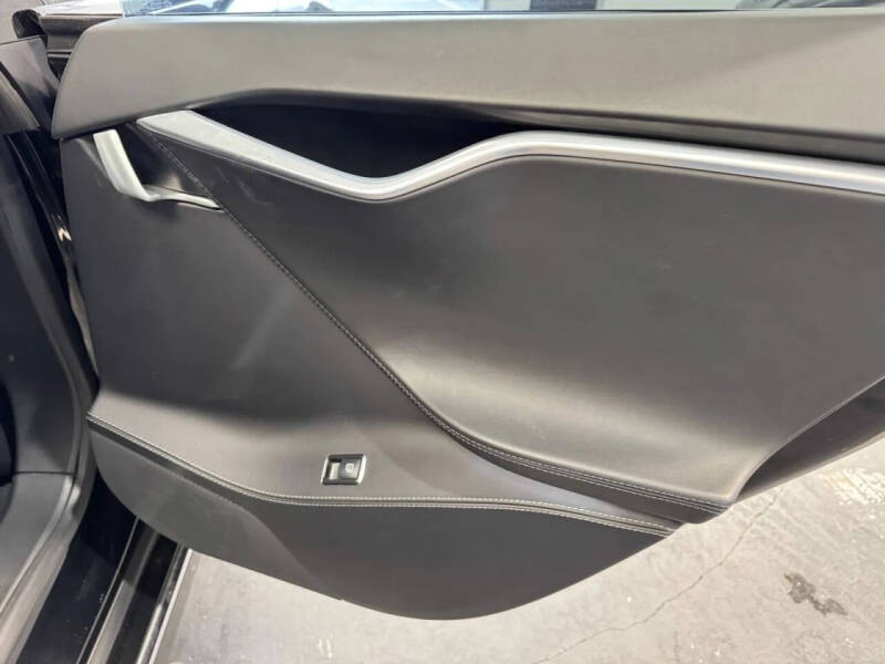2016 Tesla Model S