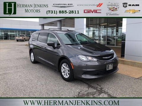2020 Chrysler Voyager for sale at Herman Jenkins Used Cars in Union City TN