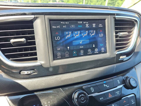 2018 Chrysler Pacifica Touring L