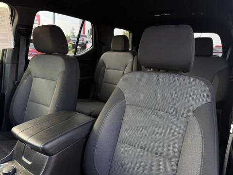 2023 Chevrolet Traverse LT