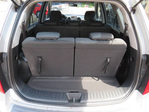 2009 Kia Rondo LX