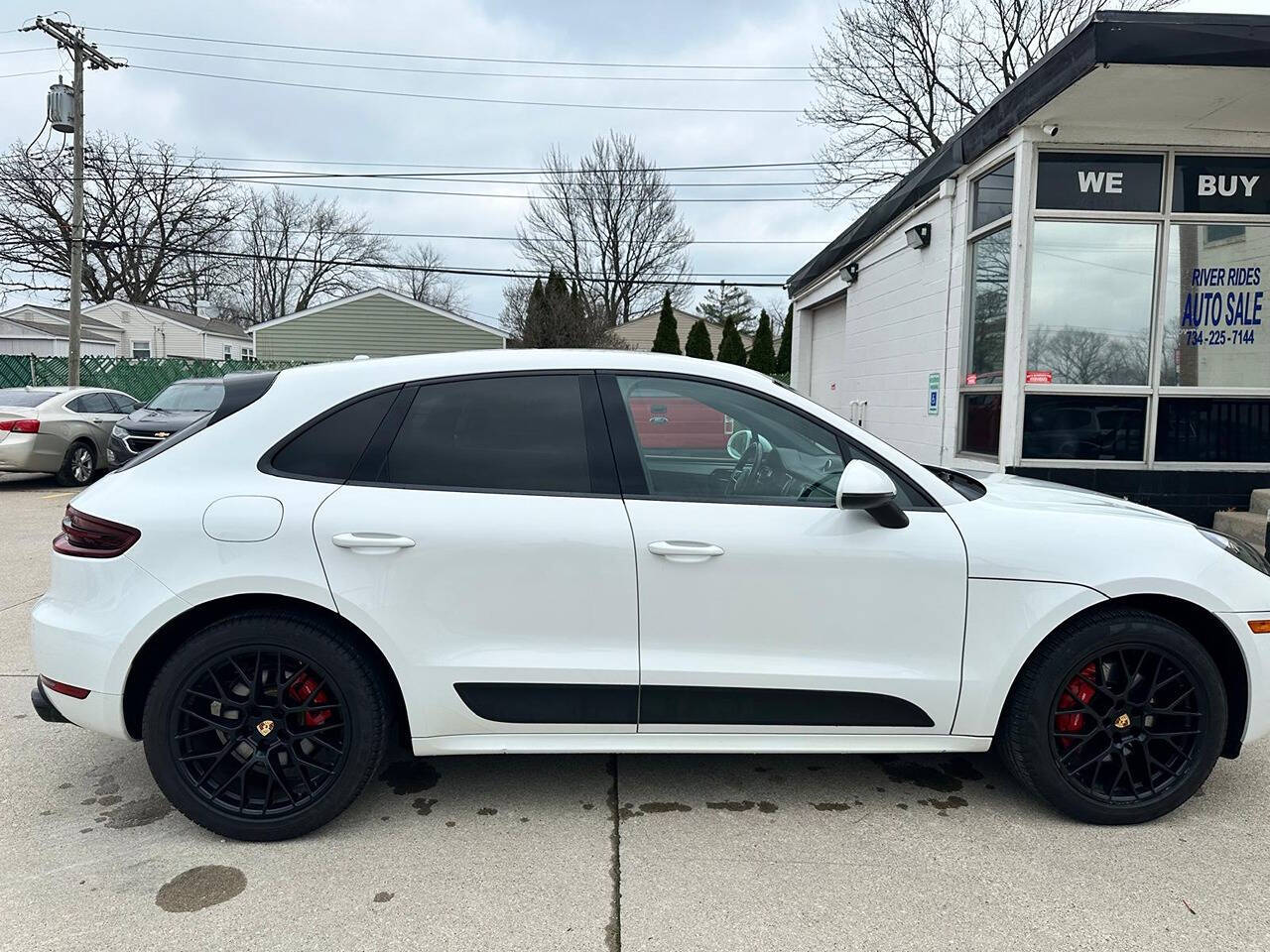 2017 Porsche Macan for sale at River Rides Auto Sale in Riverview, MI