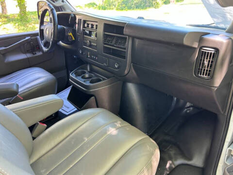 2021 Chevrolet Express 2500