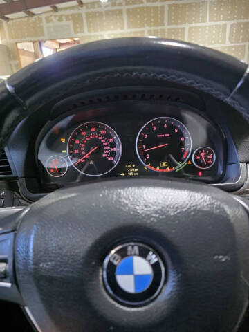2011 BMW 5 Series 528i