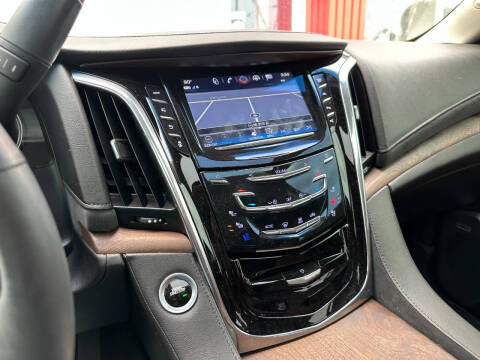 2017 Cadillac Escalade Premium Luxury