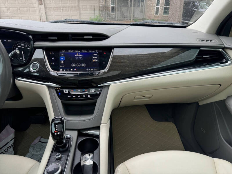 2021 Cadillac XT6 Premium Luxury