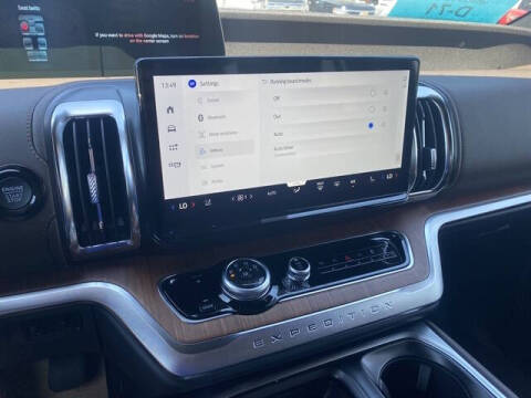 2027 Ford Expedition MAX King Ranch