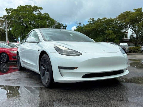 2020 Tesla Model 3 Standard Range Plus