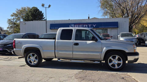 2004 Chevrolet Silverado 1500 LS