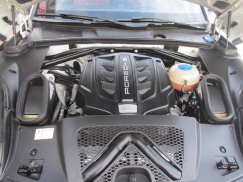 2017 Porsche Macan S