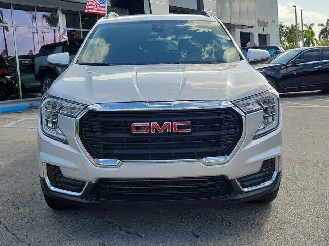 Used 2022 GMC Terrain SLE with VIN 3GKALMEV2NL122252 for sale in Miami, FL