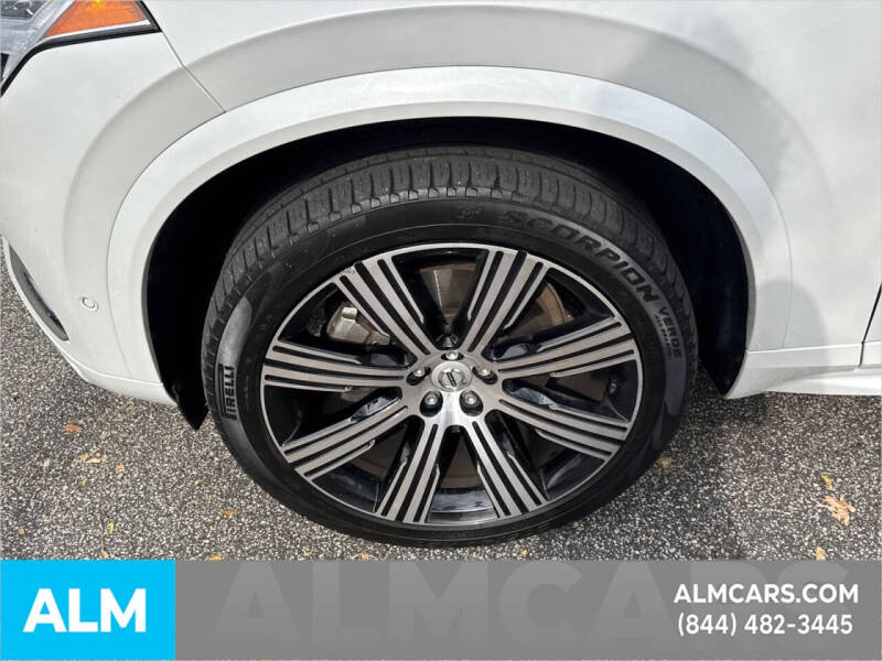 2023 Volvo XC90 B6 Ultimate Bright Theme 7P