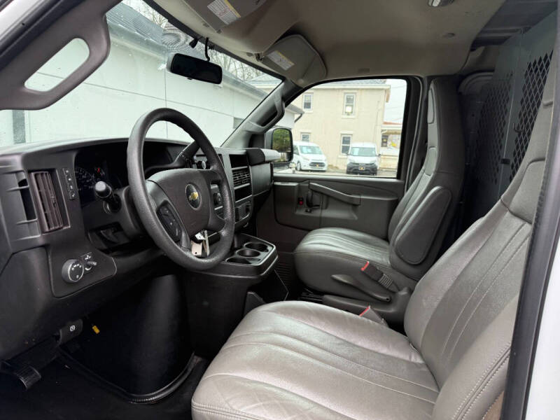2020 Chevrolet Express 2500