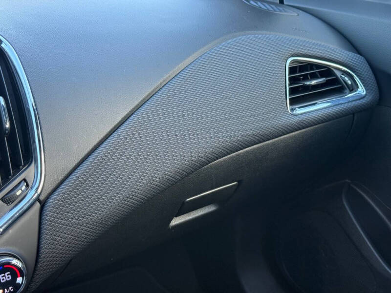 2019 Chevrolet Cruze LT