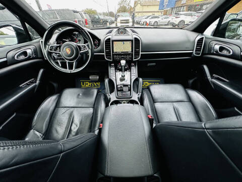 2015 Porsche Cayenne S