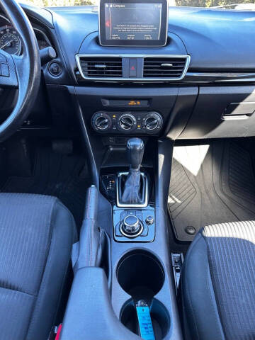 2016 Mazda MAZDA3 i Touring