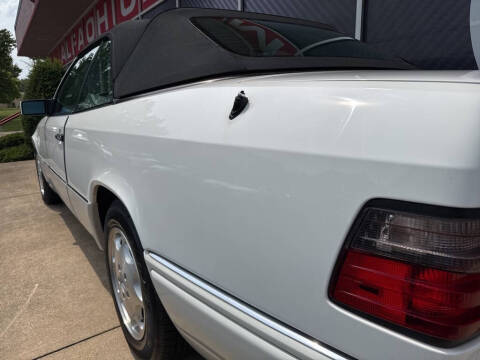 1995 Mercedes-Benz E-Class E 320