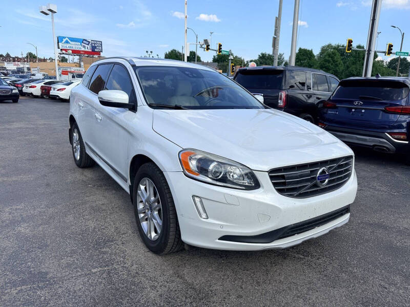 2016 Volvo XC60 T5 Drive-E Platinum