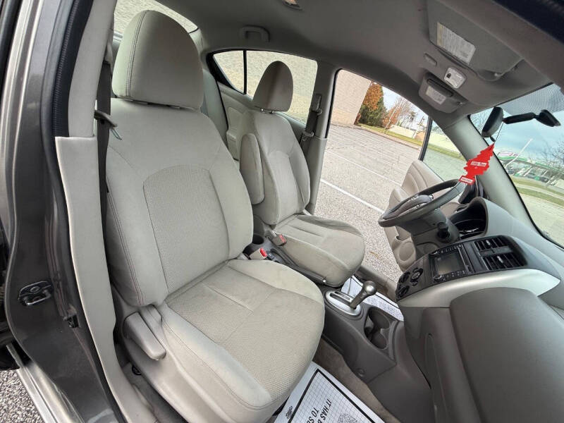 2016 Nissan Versa 1.6 S