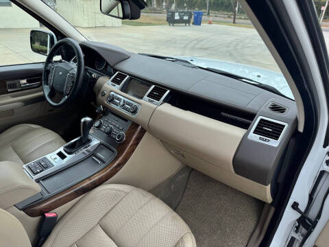 2013 Land Rover Range Rover Sport HSE LUX