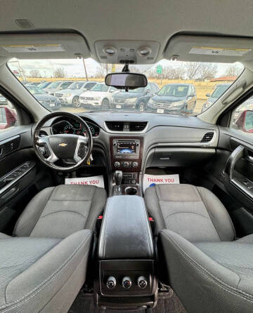 2017 Chevrolet Traverse LT