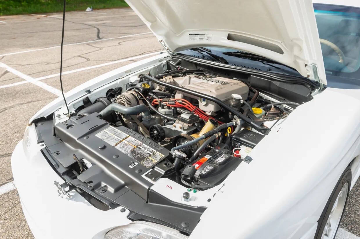 1995 Ford Mustang SVT Cobra 7