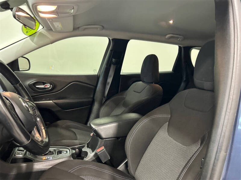 2020 Jeep Cherokee Latitude