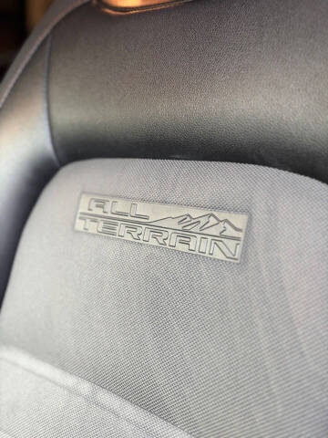 2016 GMC Canyon SLE