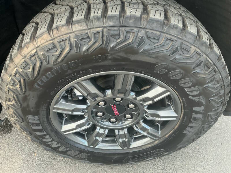 2023 GMC Sierra 1500 AT4X