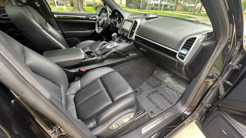 2016 Porsche Cayenne S