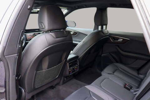 2021 Audi Q8 quattro Premium Plus 55 TFSI