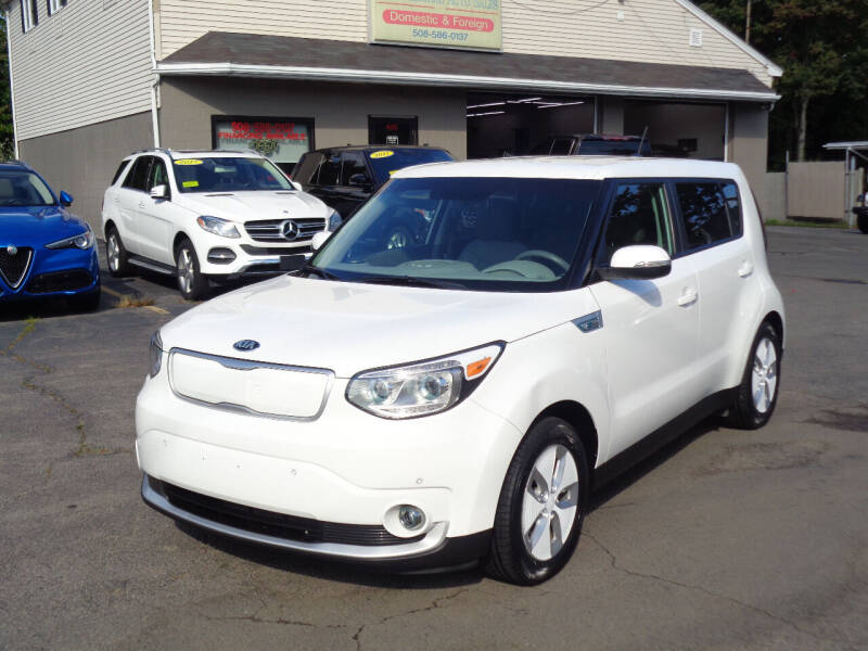 2016 Kia Soul EV for sale at International Auto Sales Corp. in West Bridgewater MA